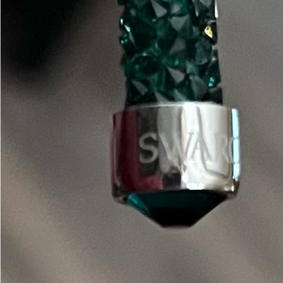 Swarovski Emerald Green Crystal Bracelet - Picture 2 of 3